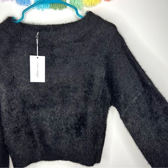 Lover + Friends Black Bell Sleeve Eyelash Pullover Fuzzy Black Sweater Size XXS - Picture 5 of 16
